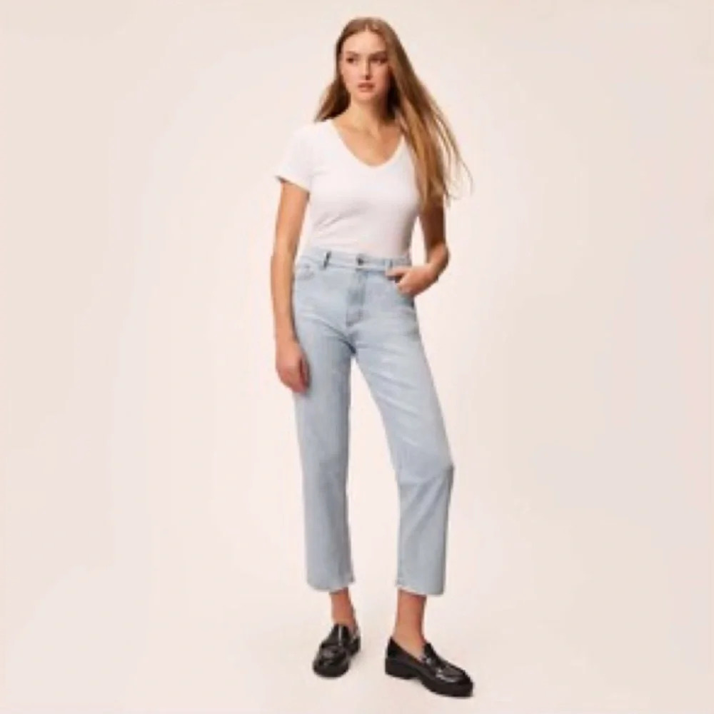 Joe Fresh Light Blue Ankle Cropped Jeans